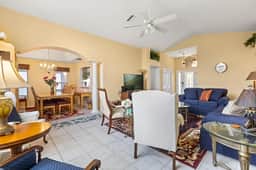 Augustine Escape - Access to Golf Cart & Amenities - Image 3