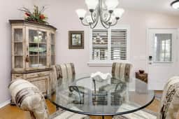 Thurmond Villa Escape in Liberty Park - Image 5