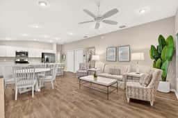 Kristen's Hideaway at Well Point - Image 4