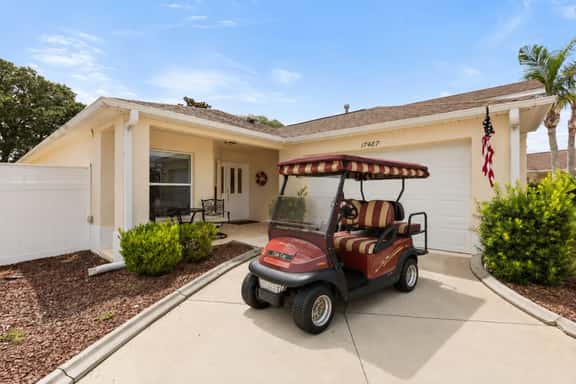 Foxgrove Pool & Golf Retreat at The Villages - Image 1