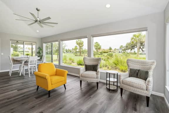 Panorama Haven Home  (St. Catherine) – Golf Views, Hot Tub & Pure Relaxation! - Image 2