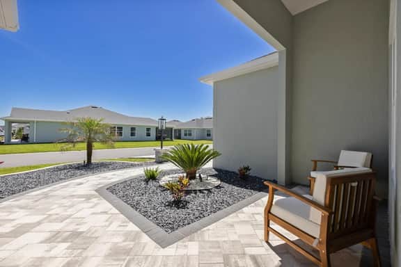 Grand Edenfield Luxury Experience - Image 3