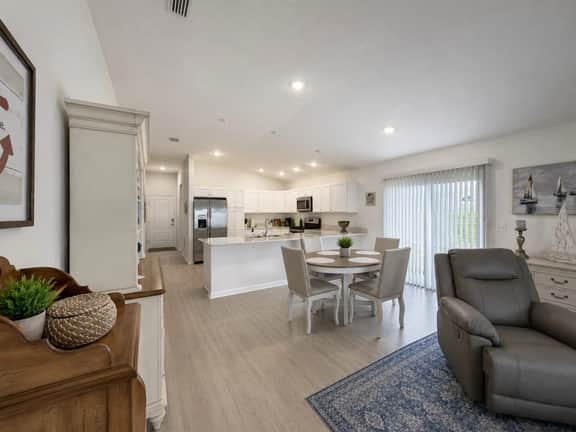Degarmos Comfy Villa at The Villages - Image 5