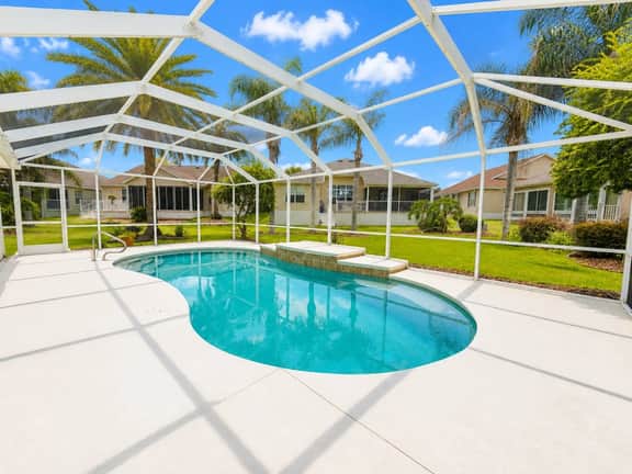 Allenwood Pool House - Image 4